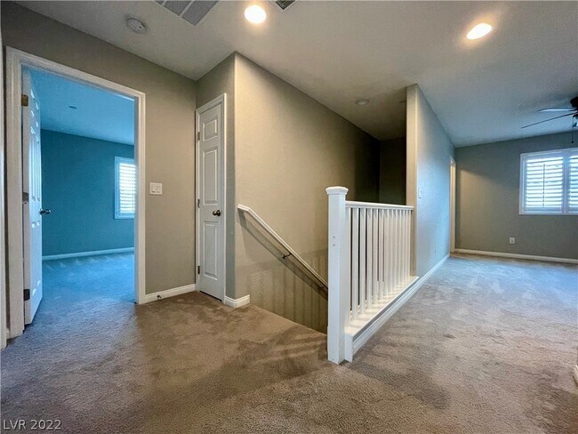 Building Photo - 354 Mezzaforte St