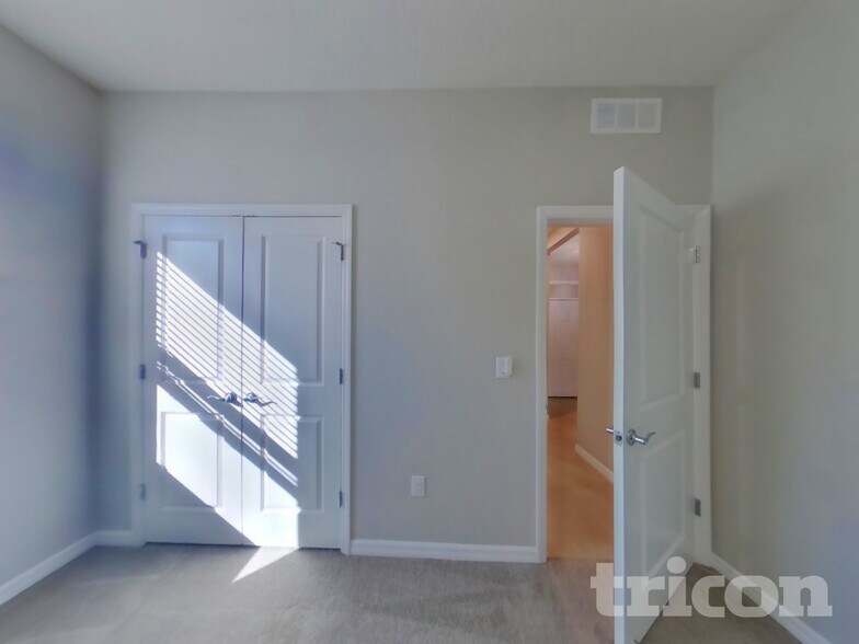 Building Photo - 17719 Garsalaso Cir