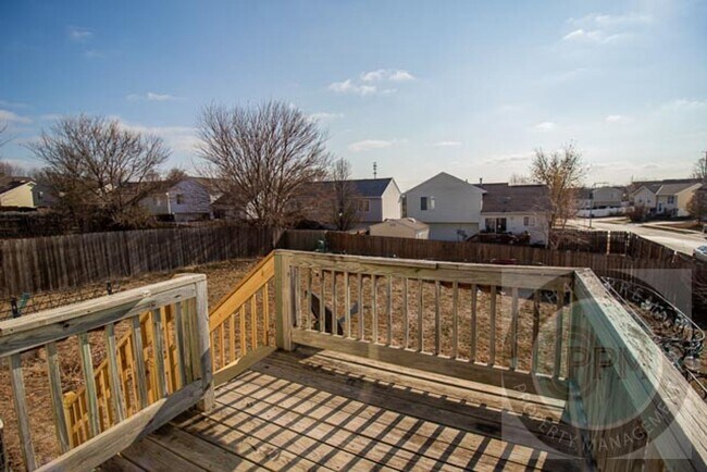 Building Photo - 3 Bedroom / 2 Bathroom House | Millard