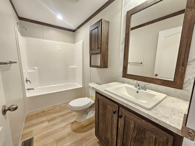 Building Photo - 46000 Geddes Rd