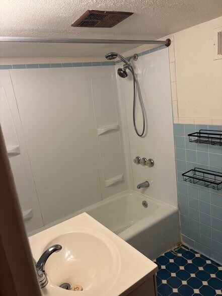 Lower Level Bathroom - 6 Davis Row