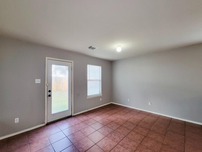 Building Photo - 16306 Kendons Way Ln