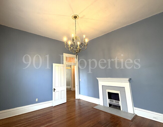 Building Photo - 59 S Cox St