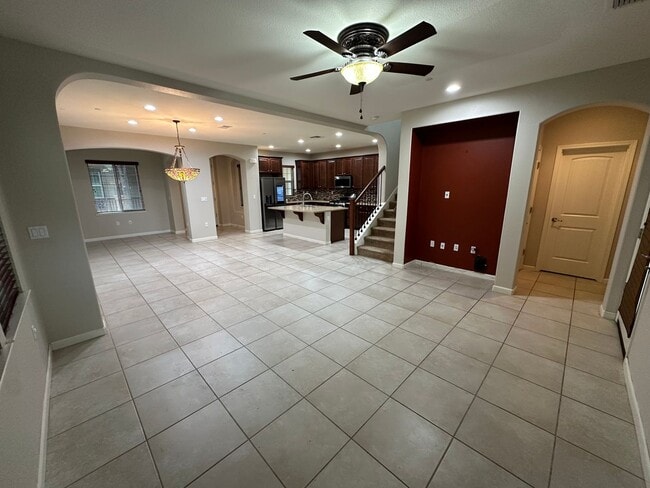 Building Photo - Beautiful 3 Bedroom, 2.5 Bath Mountain House Home