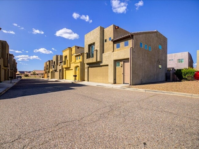 Building Photo - 241 Imperial Ct
