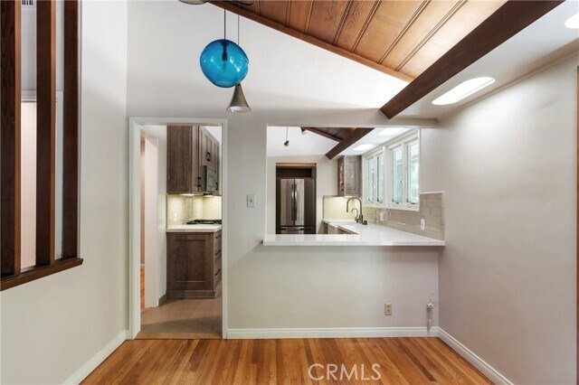 Building Photo - 229 Glenullen Dr
