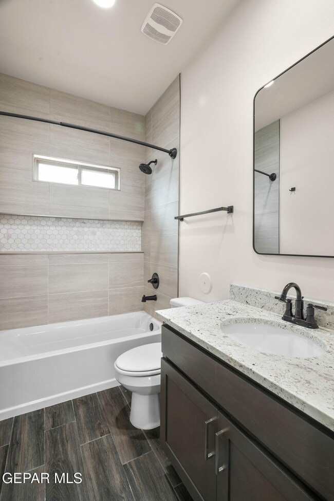 Building Photo - 14735 Pebble Hills Blvd