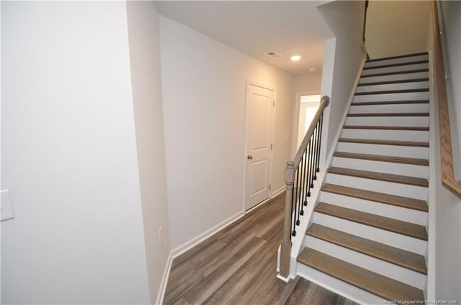 Building Photo - 1009 Shoreside Dr