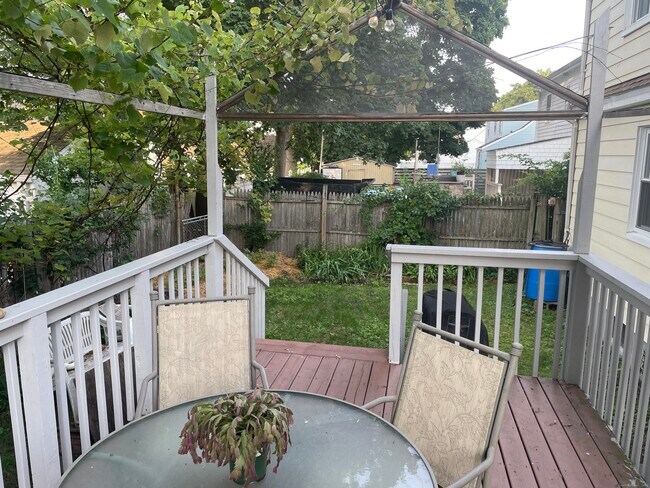 Building Photo - 41 Baxter Dr