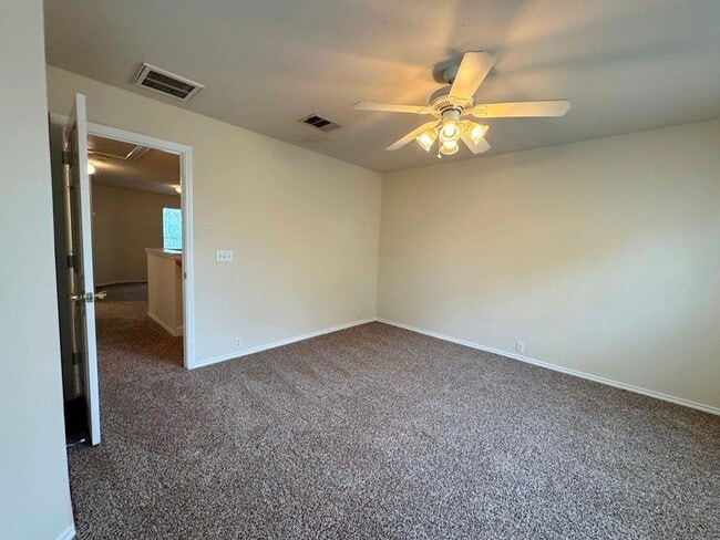 Building Photo - 251 Utterback