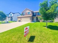 Building Photo - 885 Northview Dr