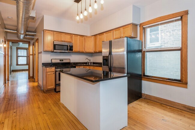 Building Photo - 3535 W School St