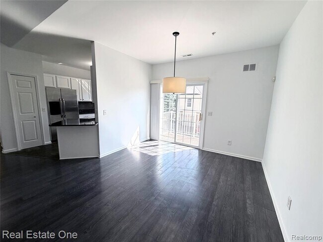 Building Photo - 7211 Addington Dr
