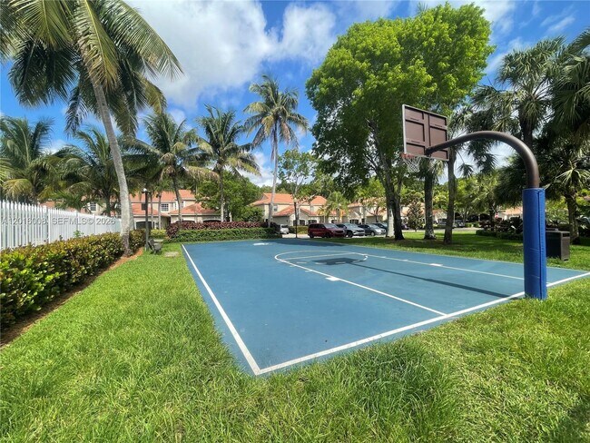 Building Photo - 854 San Remo Dr