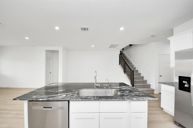 Building Photo - 1319 Star Grass Ln