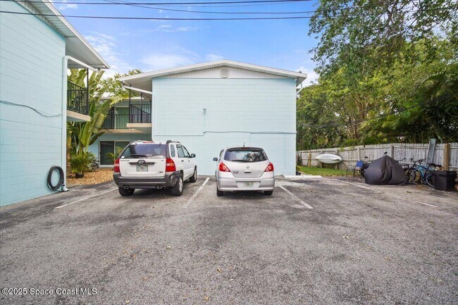 Building Photo - 279 S Brevard Ave