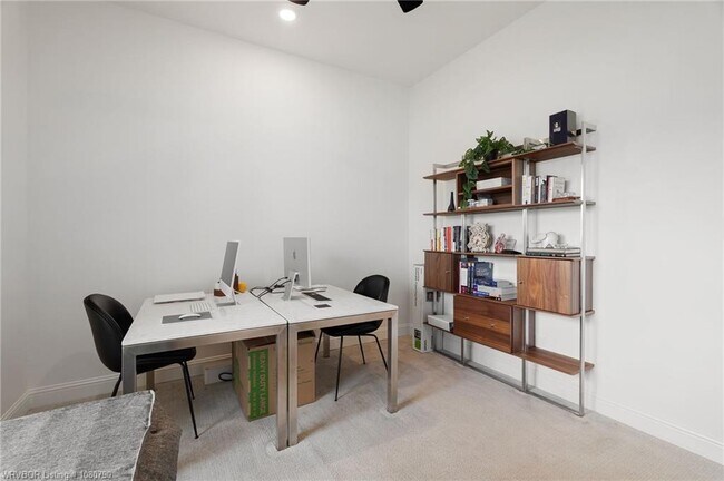 Building Photo - 9101 Birkshire Pl