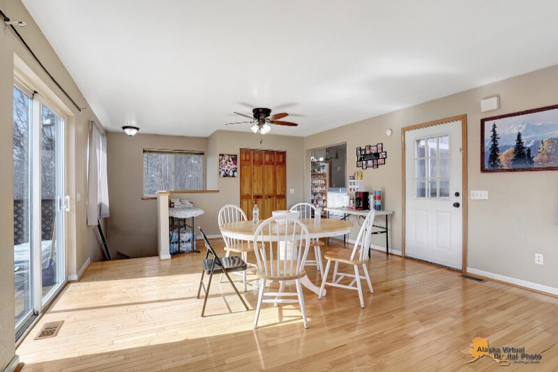 Building Photo - 5450 E Alder Dr