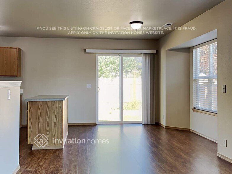 Building Photo - 1206 Boatman Ave NW