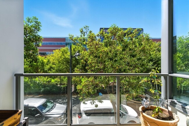 Building Photo - 420 Mission Bay Boulevard North
