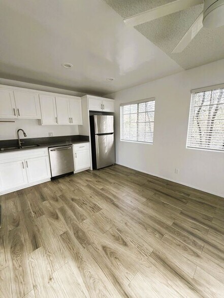 Building Photo - 315 Junipero Ave