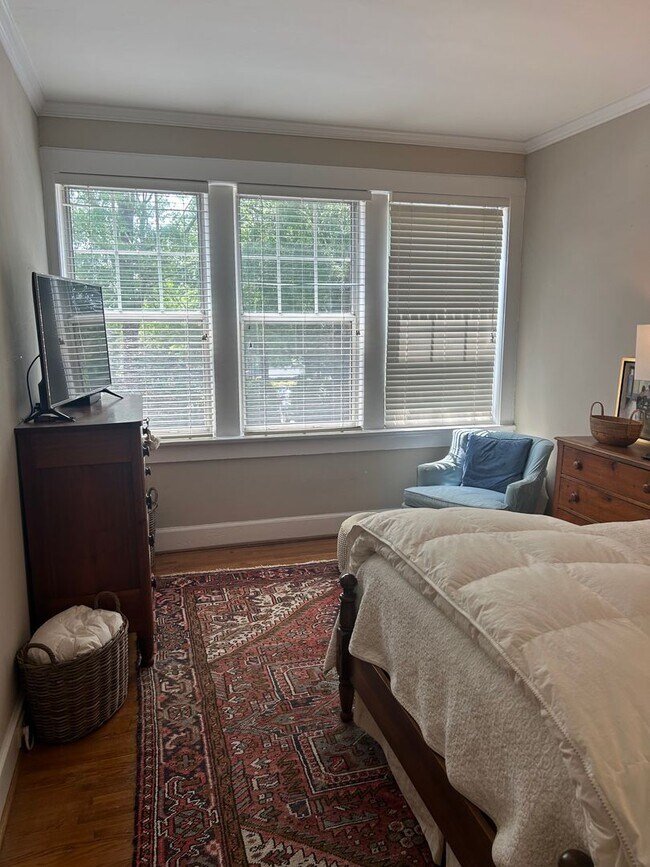 Building Photo - Greenville, 1BD/1BA, 800SF