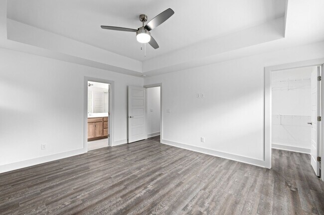 Building Photo - Four Bedroom in Madison TN