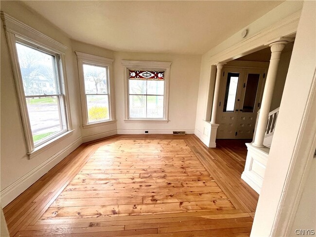 Building Photo - 173 E Genesee St