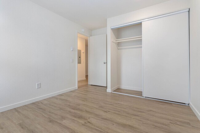 Interior Photo - Glacier Park Apartments