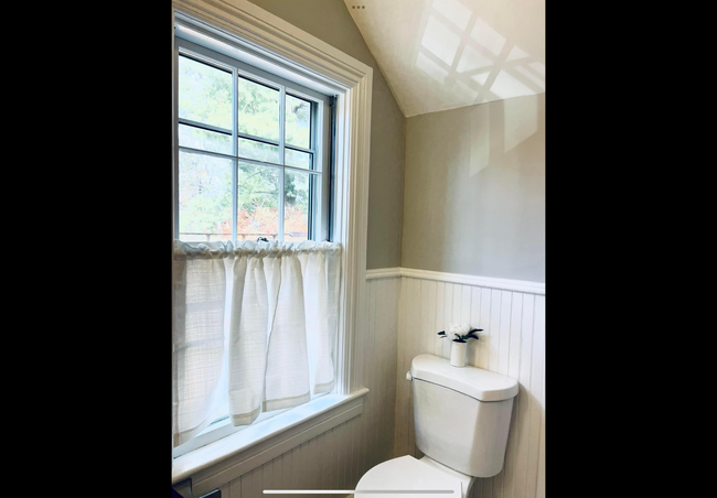 Bathroom with full tub - 16 Laurel Ave