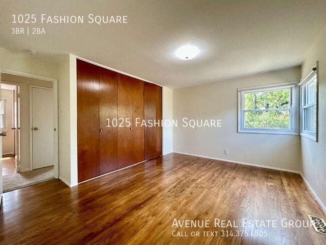 Building Photo - 1025 Fashion Square