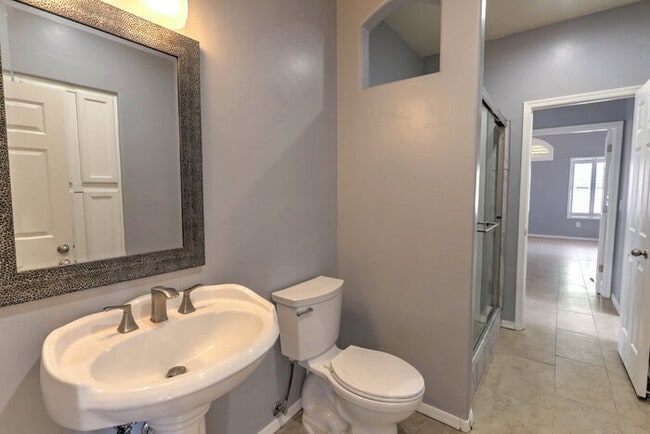 Building Photo - Rancho Sahuarita