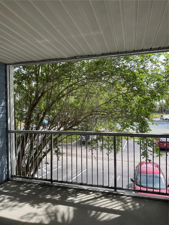 Building Photo - 2516 Grassy Point Dr