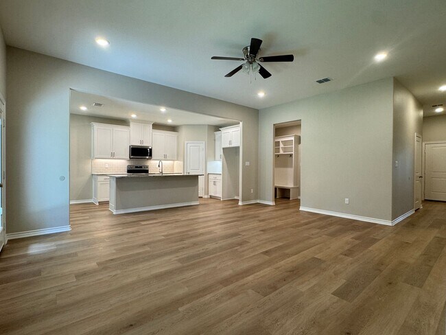 Building Photo - 3065 Guinn Farms Rd