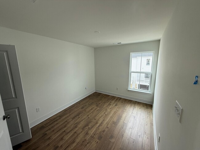 Building Photo - 15342 Oasis Sun Aly