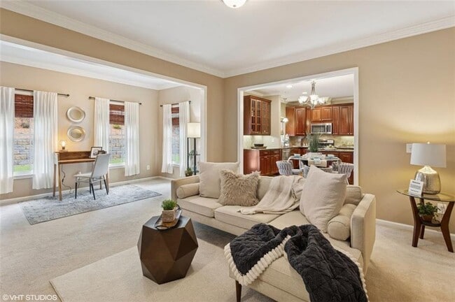 Building Photo - 230 Bluff Oak Dr