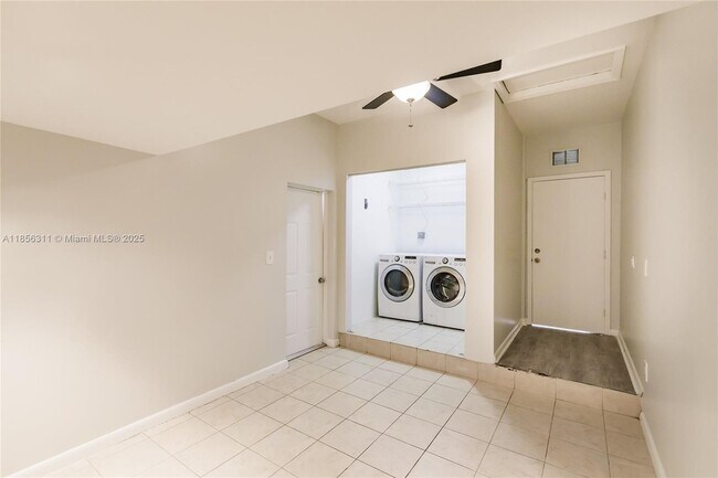 Building Photo - 13017 SW 143rd Terrace