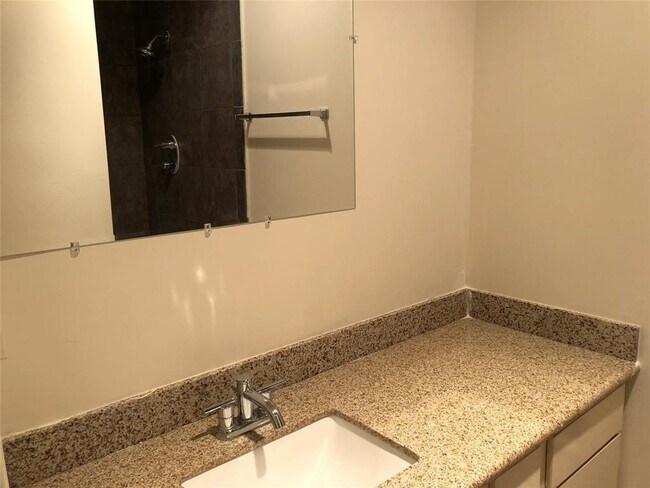 Building Photo - 2211 S Braeswood Blvd