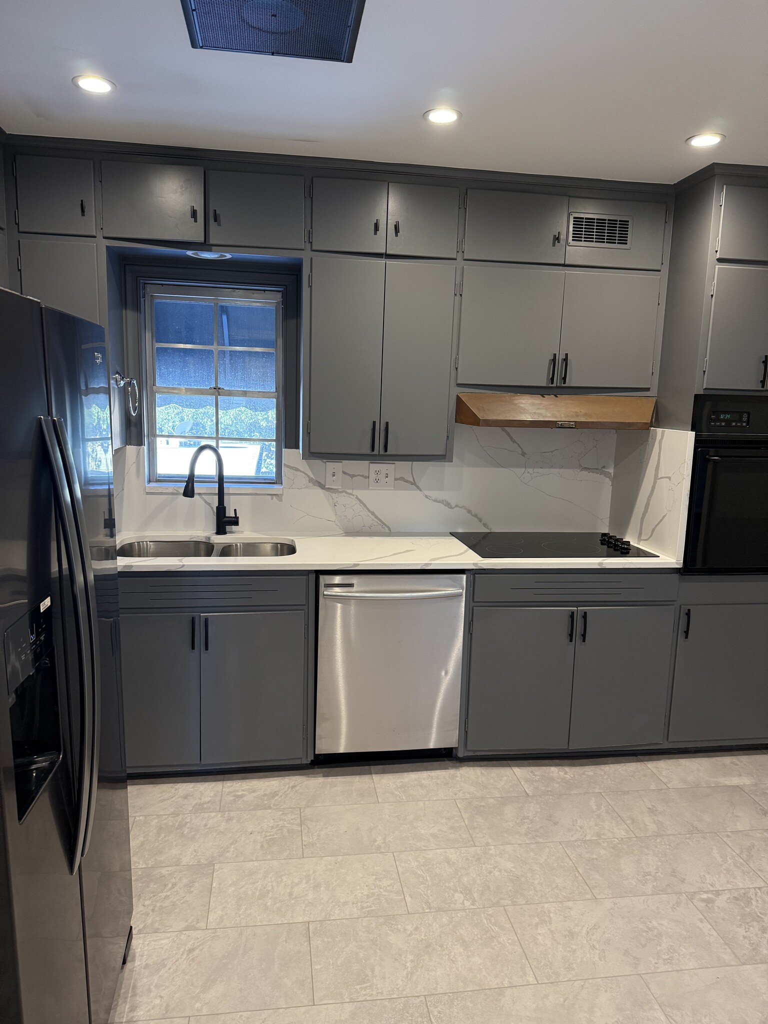 KITCHEN - 6507 Avondale Dr