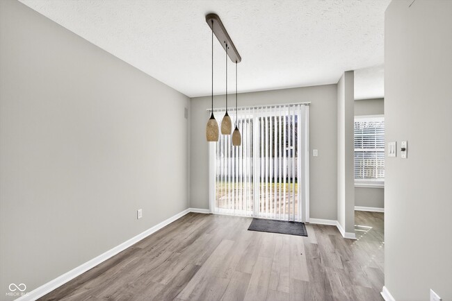 Building Photo - 10769 Park Vista Ct