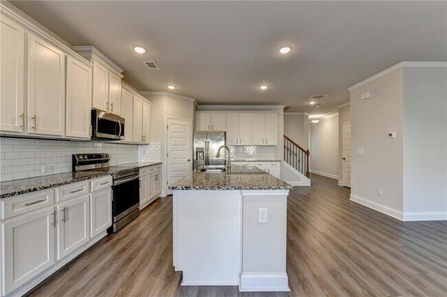 Building Photo - 3855 Brookburn Pk
