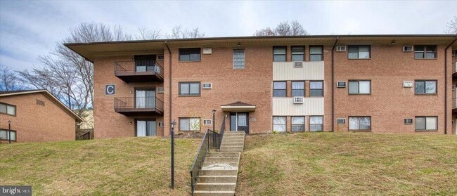 Building Photo - 1016 W Baltimore Pike