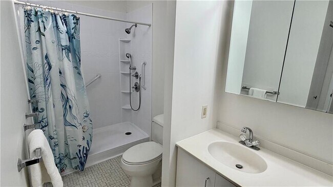 Building Photo - 1302 Capella S