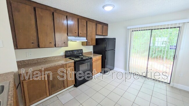Building Photo - 8264 Continental Dr