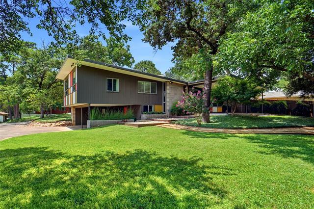 Building Photo - 1403 Kendolph Dr