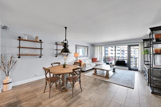 Building Photo - 5000 N Ocean Blvd