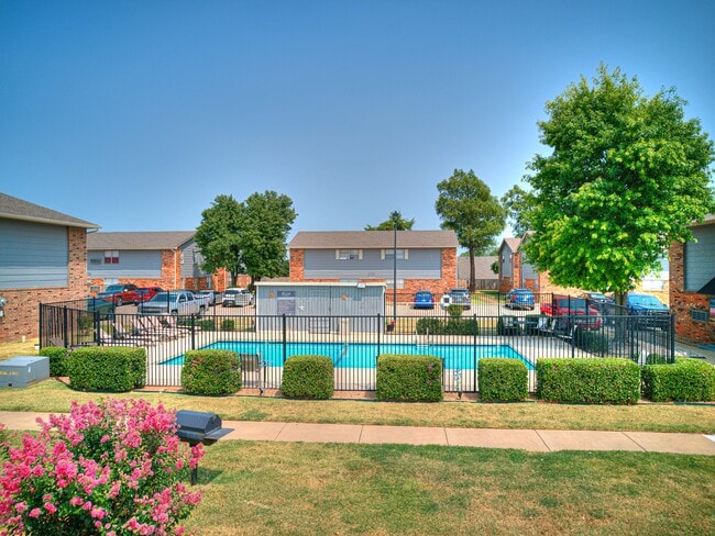 Building Photo - Winds of Oak Ridge