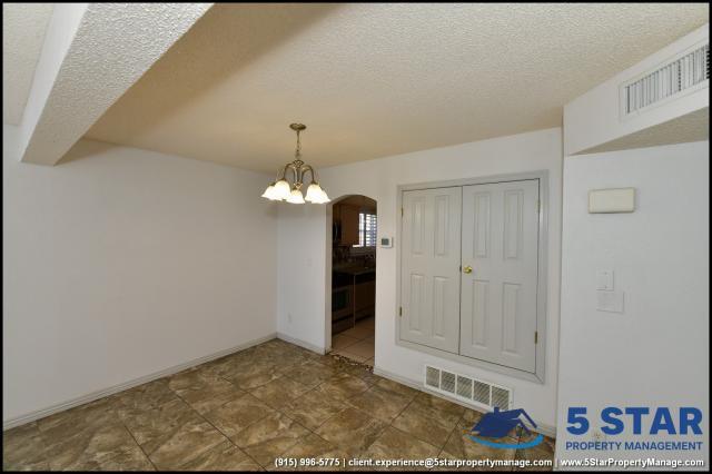 Building Photo - 5 bedroom in El Paso TX 79938