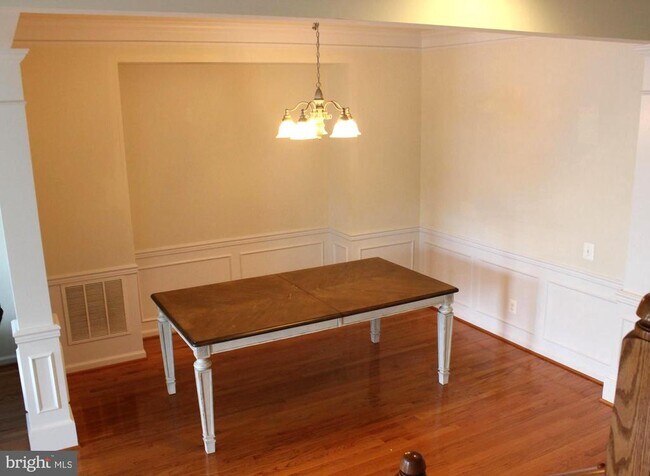 Building Photo - 43579 Wheat Berry Terrace