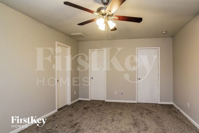 Building Photo - 430 Remington Creek Dr